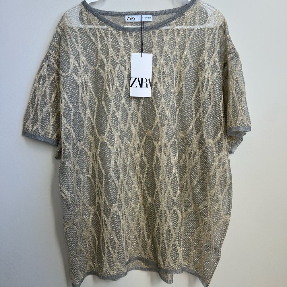 Zara NWT Gray and Gold Patterned Knit Top